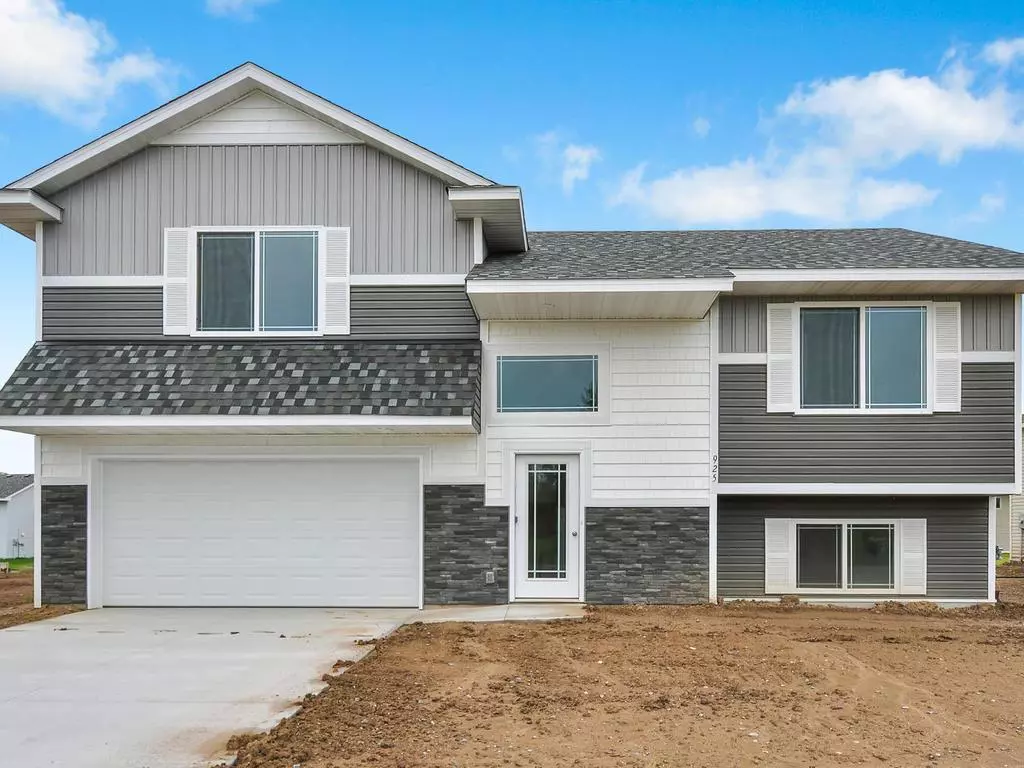 North Branch, MN 55056,7261 376th CIR