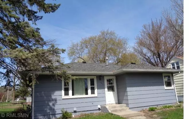 401 Angel AVE NW, Watertown, MN 55388