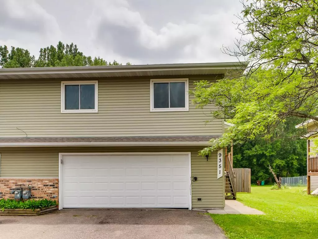 New Hope, MN 55428,9351 Bass Creek CIR N