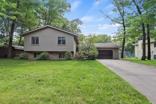 7924 June AVE N, Brooklyn Park, MN 55443