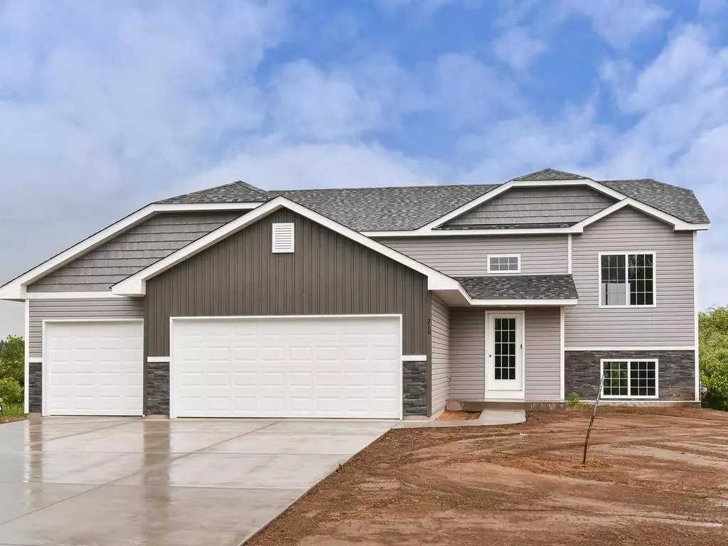 Braham, MN 55006,710 Horseshoe LN