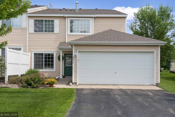 8879 Peep O Day TRL, Eden Prairie, MN 55347