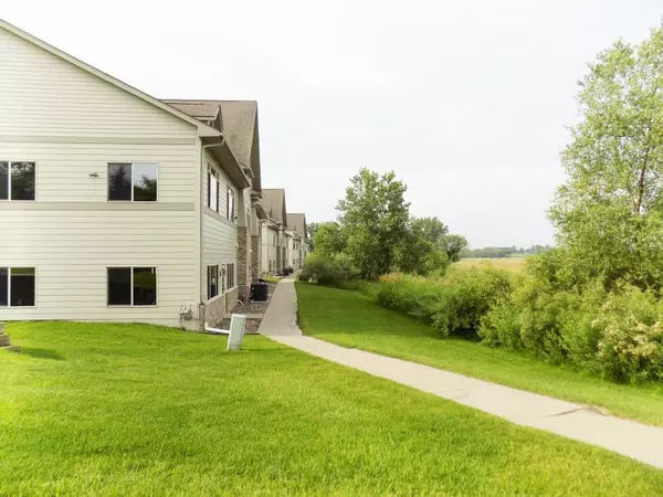 Medina, MN 55340,803/807/811 Meander CT