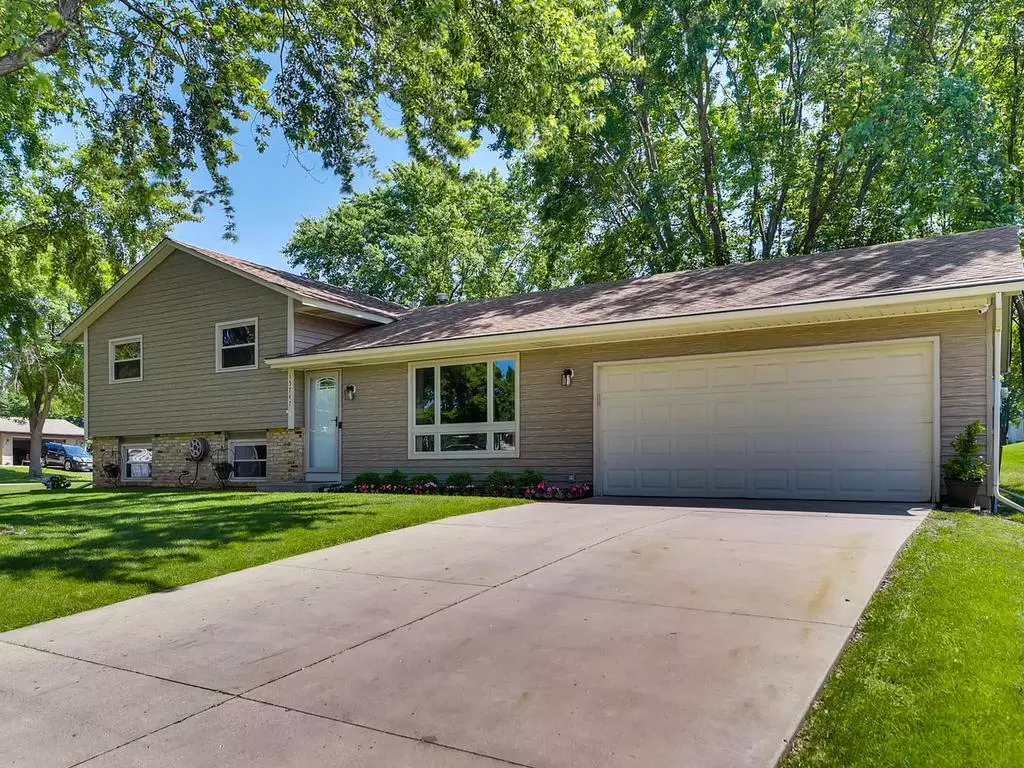 Apple Valley, MN 55124,15747 Harmony WAY