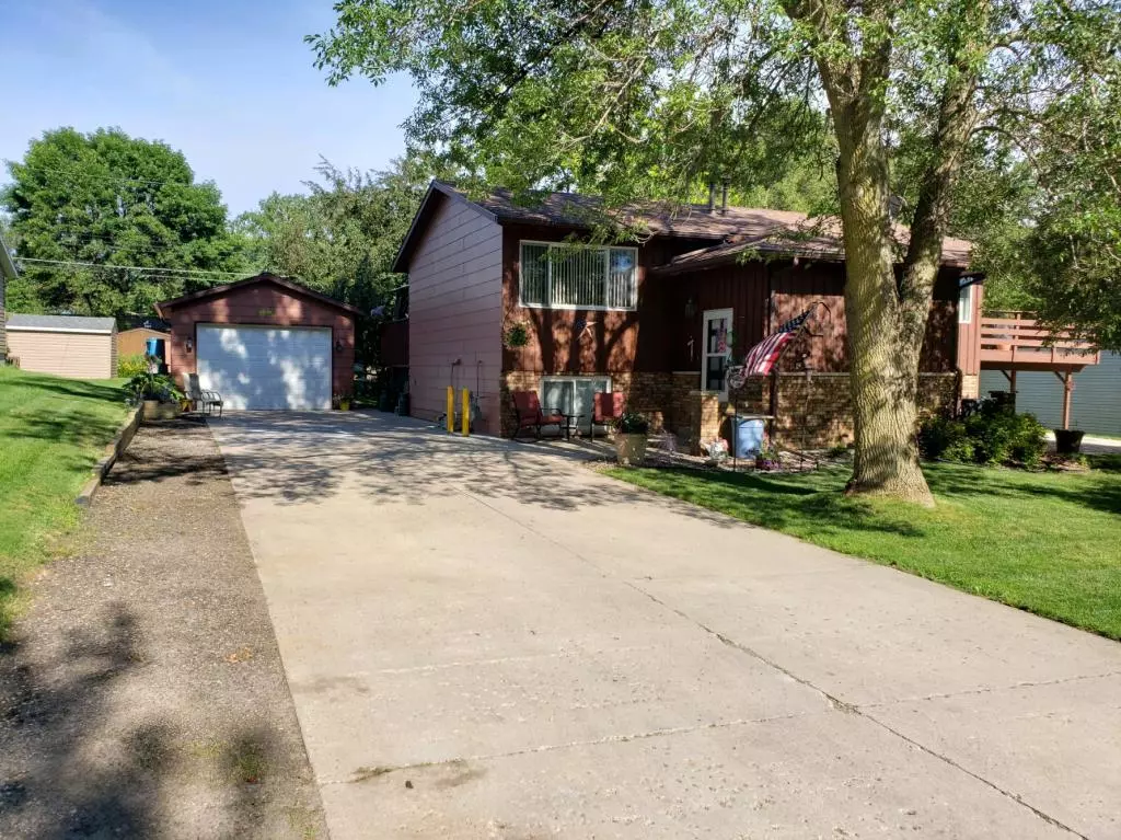 Byron, MN 55920,124 5th AVE NW