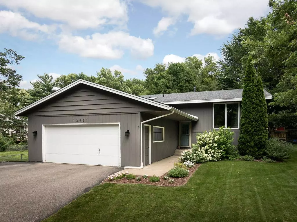 Burnsville, MN 55337,12921 Hennen RD