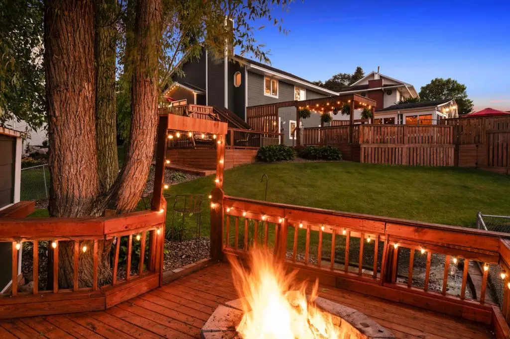 Circle Pines, MN 55014,210 Marion CT