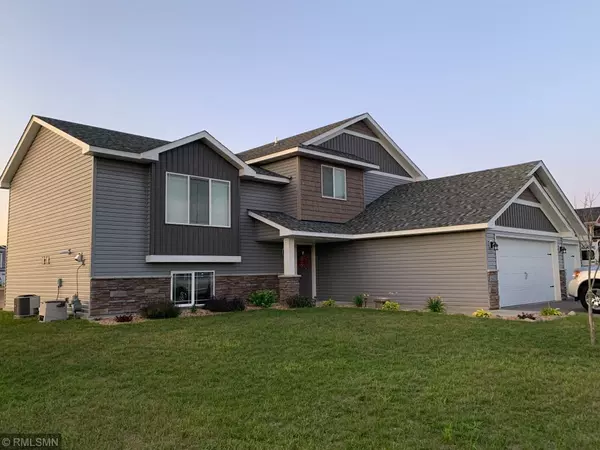 3425 235th LN NW, Saint Francis, MN 55070