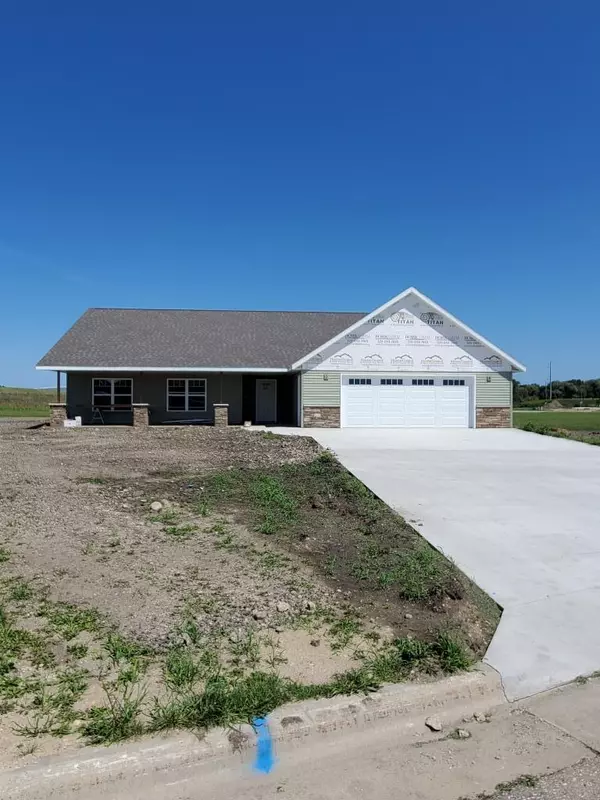 2700 3rd AVE SE, Willmar, MN 56201