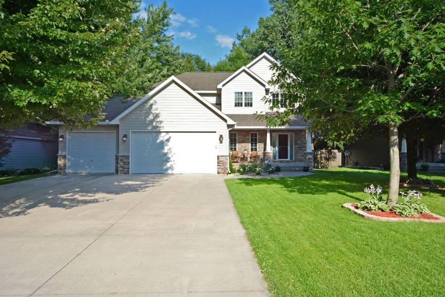 8935 Pierce ST NE, Blaine, MN 55434