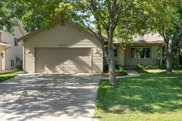 Eden Prairie, MN 55347,10526 Lee DR