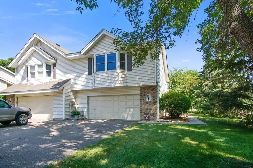 Burnsville, MN 55337,526 Upper Wood WAY