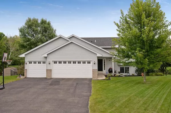 254 Ringneck CIR, Montrose, MN 55363