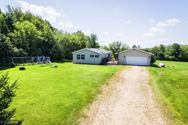 Woodville, WI 54028,824 292nd ST