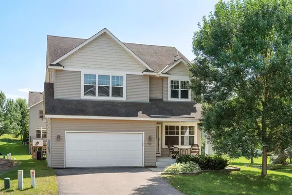 Chaska, MN 55318,715 Newberry LN