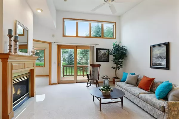 Eagan, MN 55122,4166 Starbridge CT