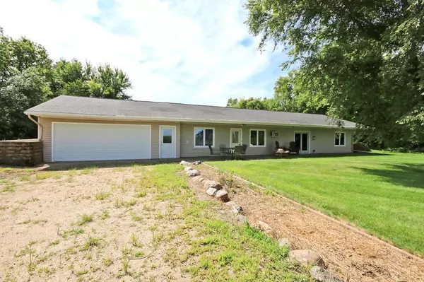 Cosmos, MN 56228,58503 140th ST