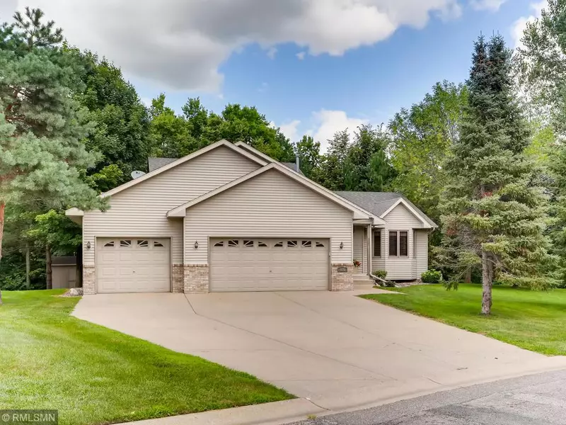 935 Park DR, Belle Plaine, MN 56011