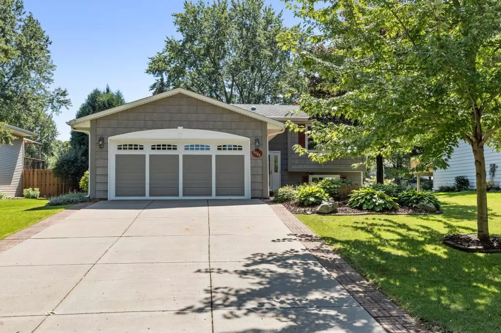 North Saint Paul, MN 55109,2484 Cowern PL E