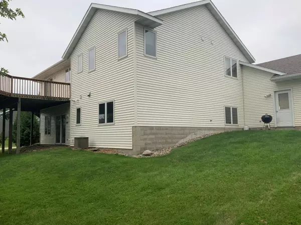 Elysian, MN 56028,202 James DR