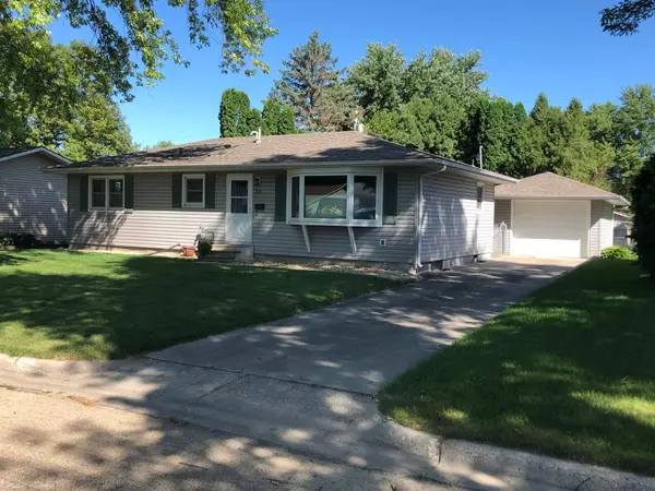 Owatonna, MN 55060,214 13th ST NE