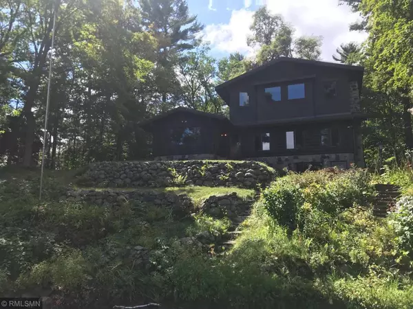 1820 Kemah Park LN, Balsam Lake, WI 54810