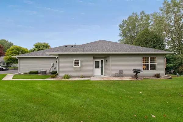 Blaine, MN 55434,352 100th CT NE