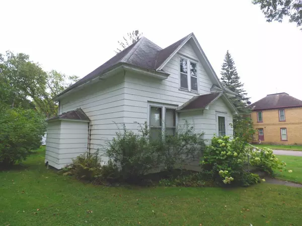 Little Falls, MN 56345,200 7th ST NW