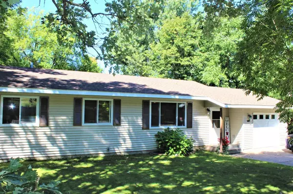 Little Falls, MN 56345,1107 8th ST NE