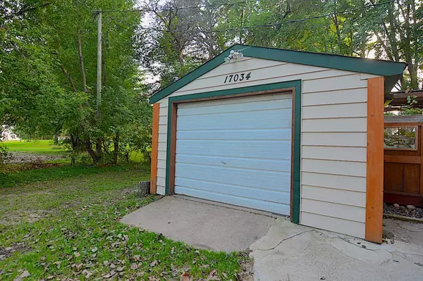 Ham Lake, MN 55304,17034 E Lake Netta DR NE