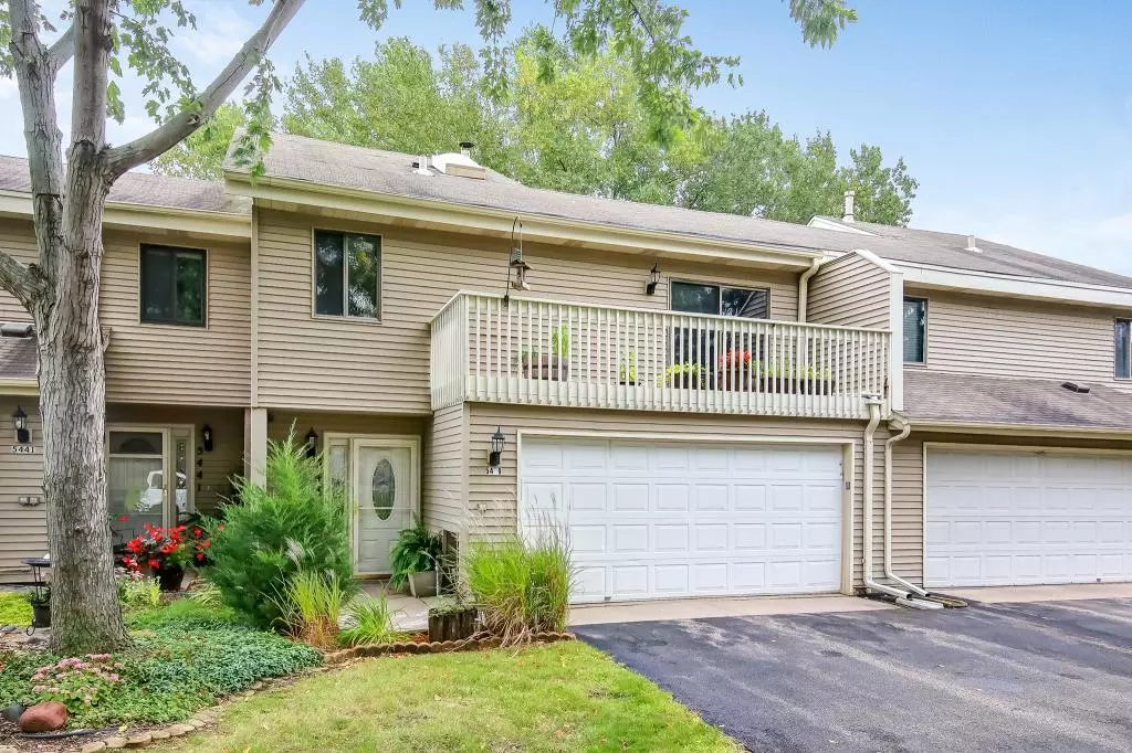 Minnetonka, MN 55343,5439 Pompano DR