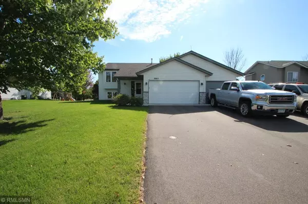 Chisago City, MN 55013,10815 Matthew DR