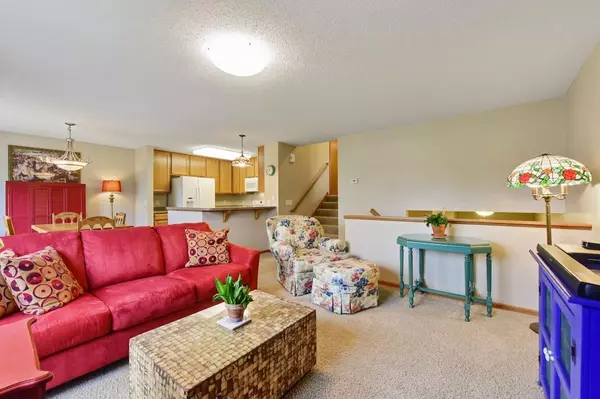 Chanhassen, MN 55317,7632 Century CT