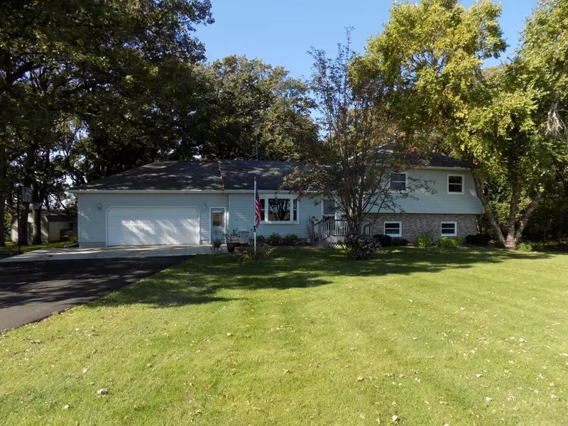 273 200th AVE, Fairmont, MN 56031