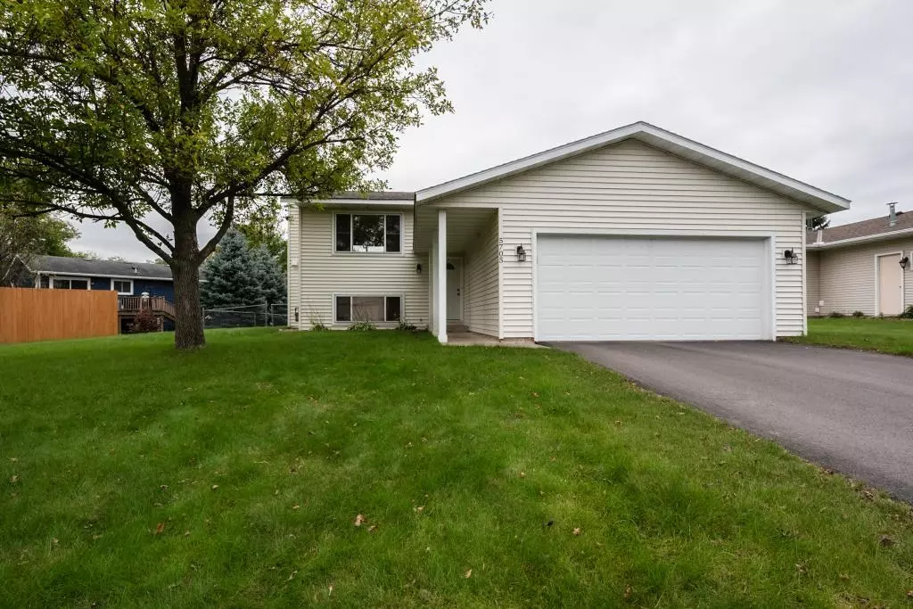 Prior Lake, MN 55372,5705 Cedarwood TRL NE