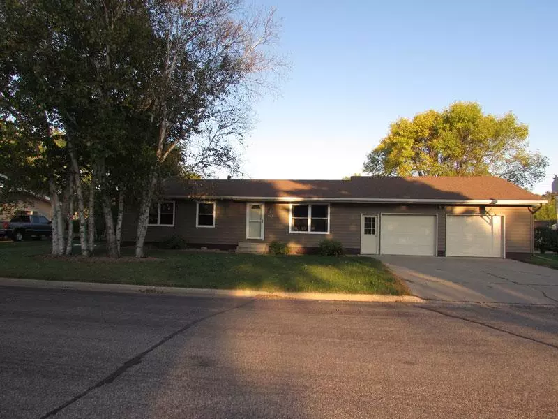 Fairmont, MN 56031,407 Canyon DR