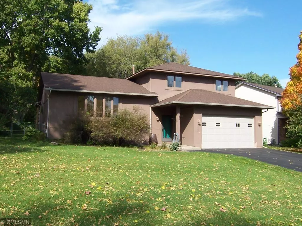 Chaska, MN 55318,1432 Valley View RD