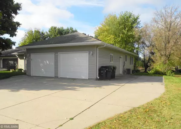 Hutchinson, MN 55350,1100 Keith ST SW