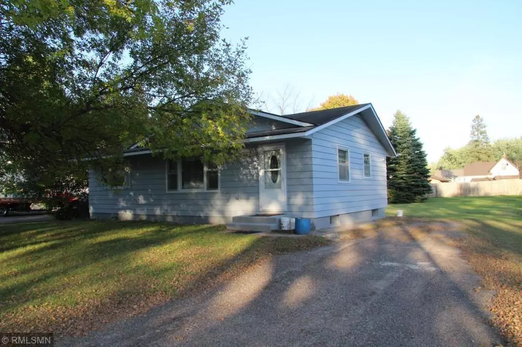 Princeton, MN 55371,804 8th AVE N