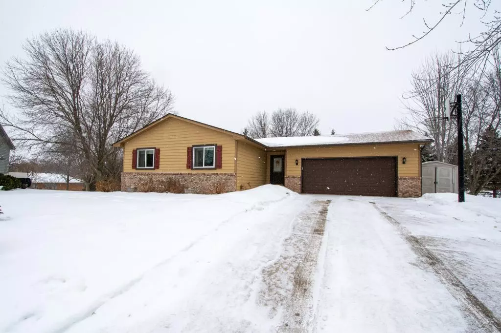 Sauk Rapids, MN 56379,1930 Circle DR NW