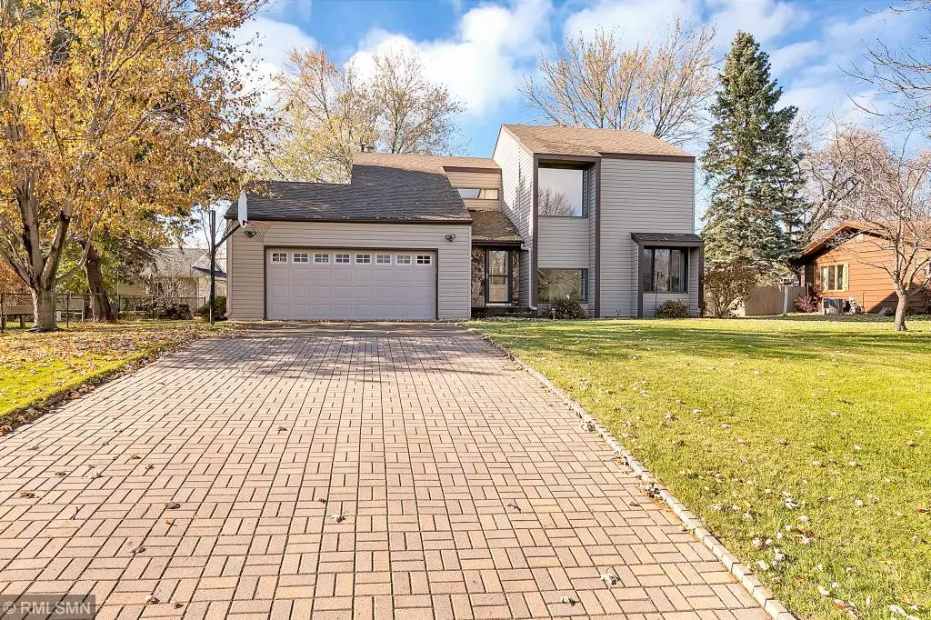 Saint Cloud, MN 56303,931 Julie DR