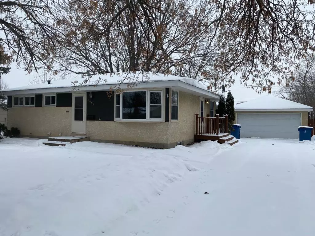 Fridley, MN 55432,6045 2 1/2 ST NE