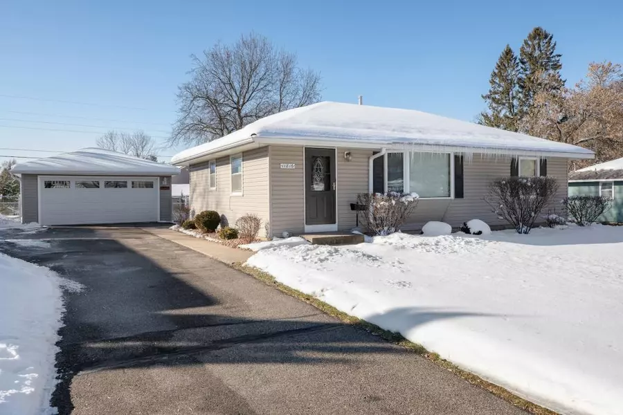 11816 Olive ST NW, Coon Rapids, MN 55448