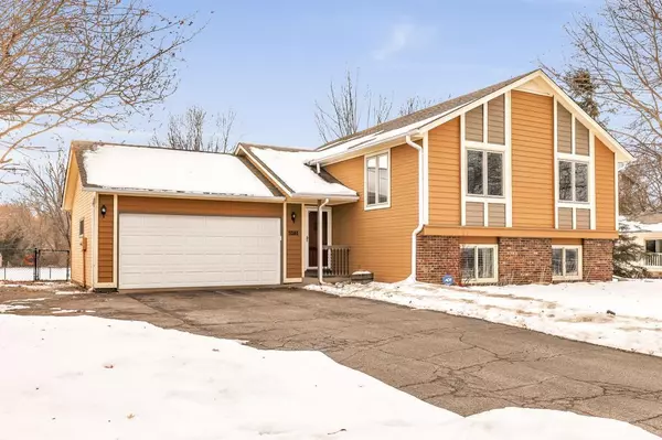 5281 Crossandra ST SE, Prior Lake, MN 55372