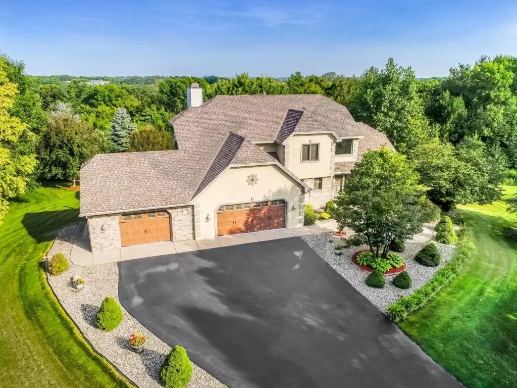 Chanhassen, MN 55317,9570 Foxford RD