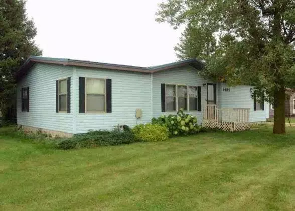 1484 River RD,  Windom,  MN 56101