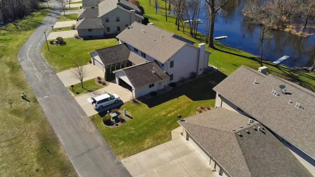 Waterville, MN 56096,515 W Riverview DR