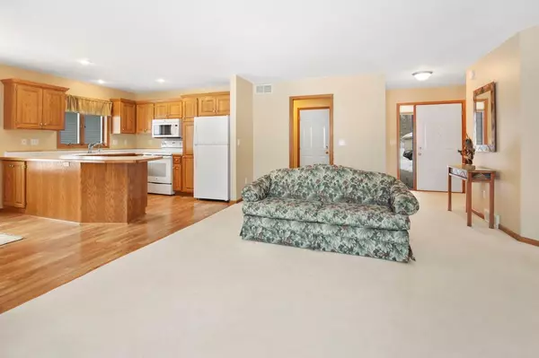 Waite Park, MN 56387,922 Willow Grove  CIR