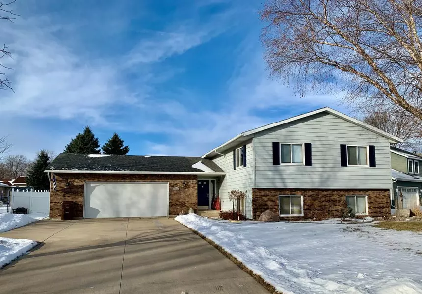 1815 Michael PL, Albert Lea, MN 56007