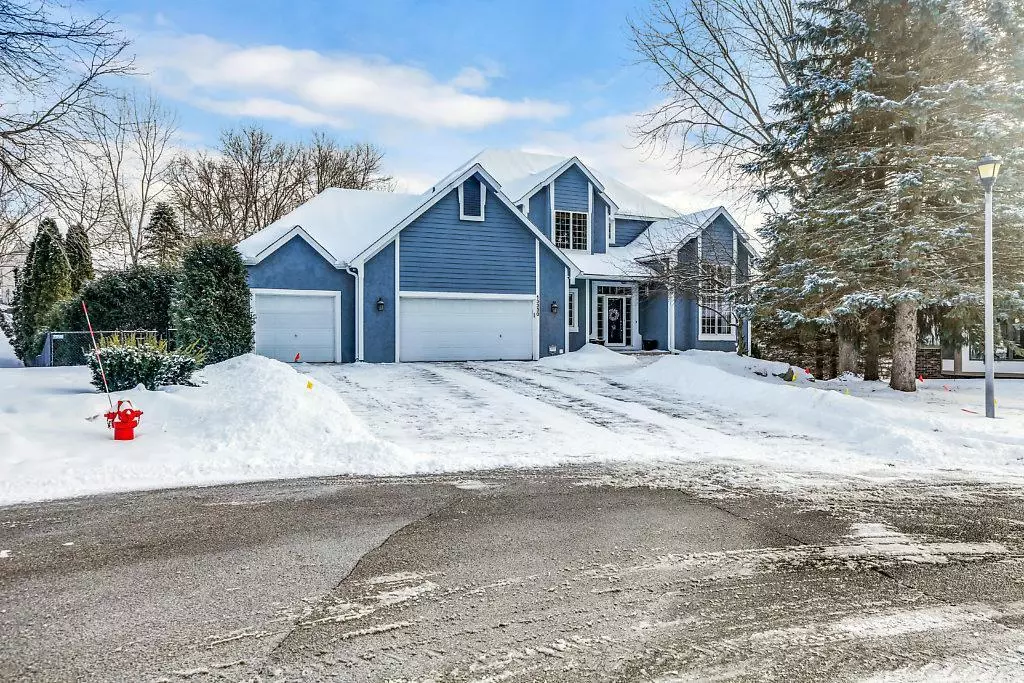 Apple Valley, MN 55124,13330 Greenwich CT